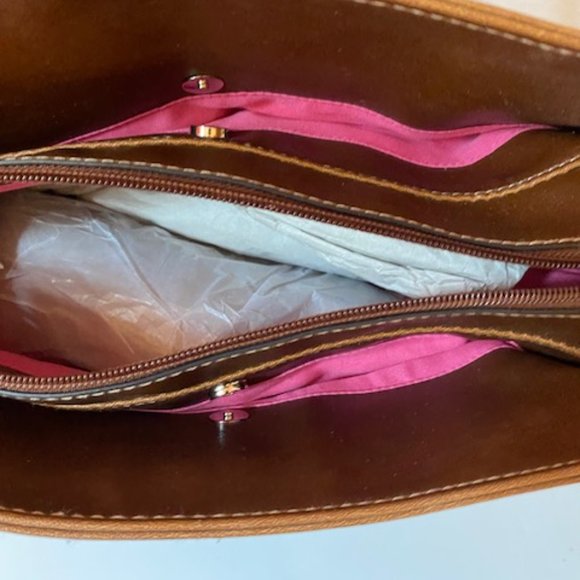 CHAPS BOWN FAUX LEATHER FLORAL FABRIC SHOULDER BAG - Picture 8 of 9